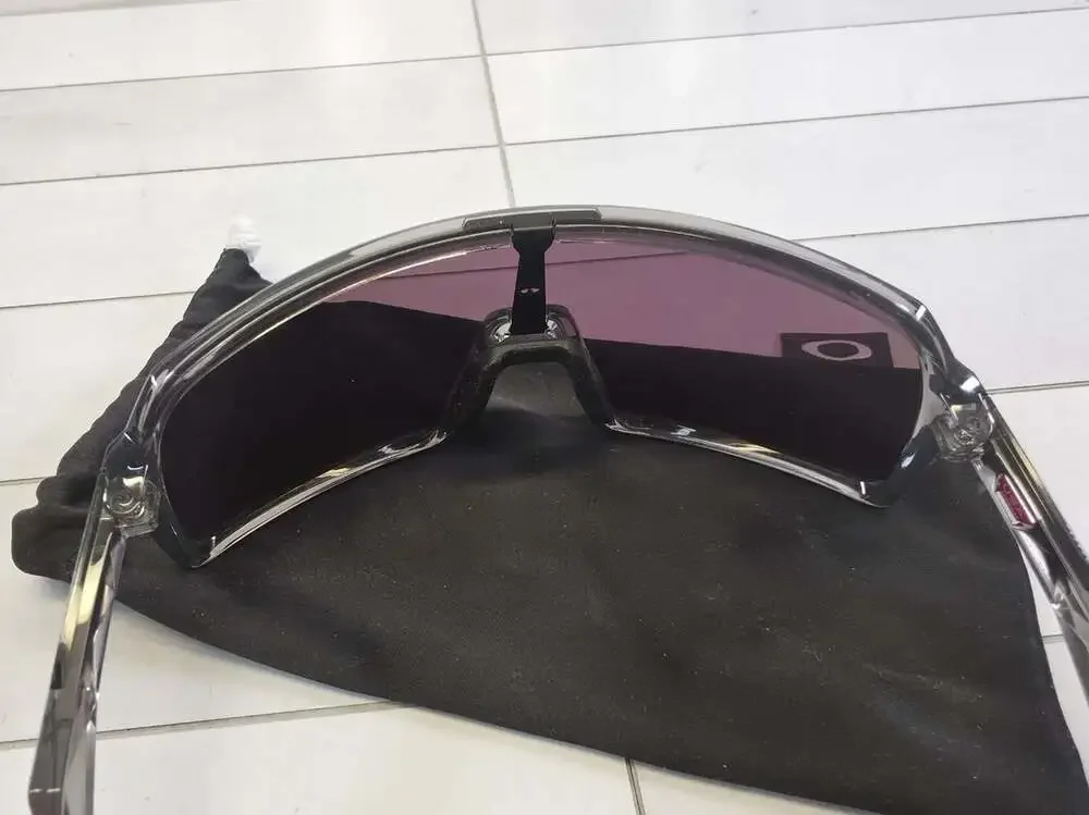 Oakley Sutro Prizm Sunglasses with bag
